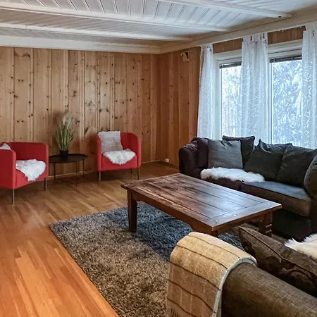 3 Bedroom Amazing In 別荘 リレハンメル